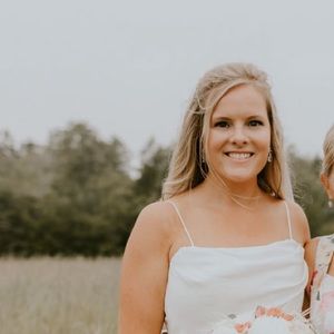 Meet your Posher, Brooke